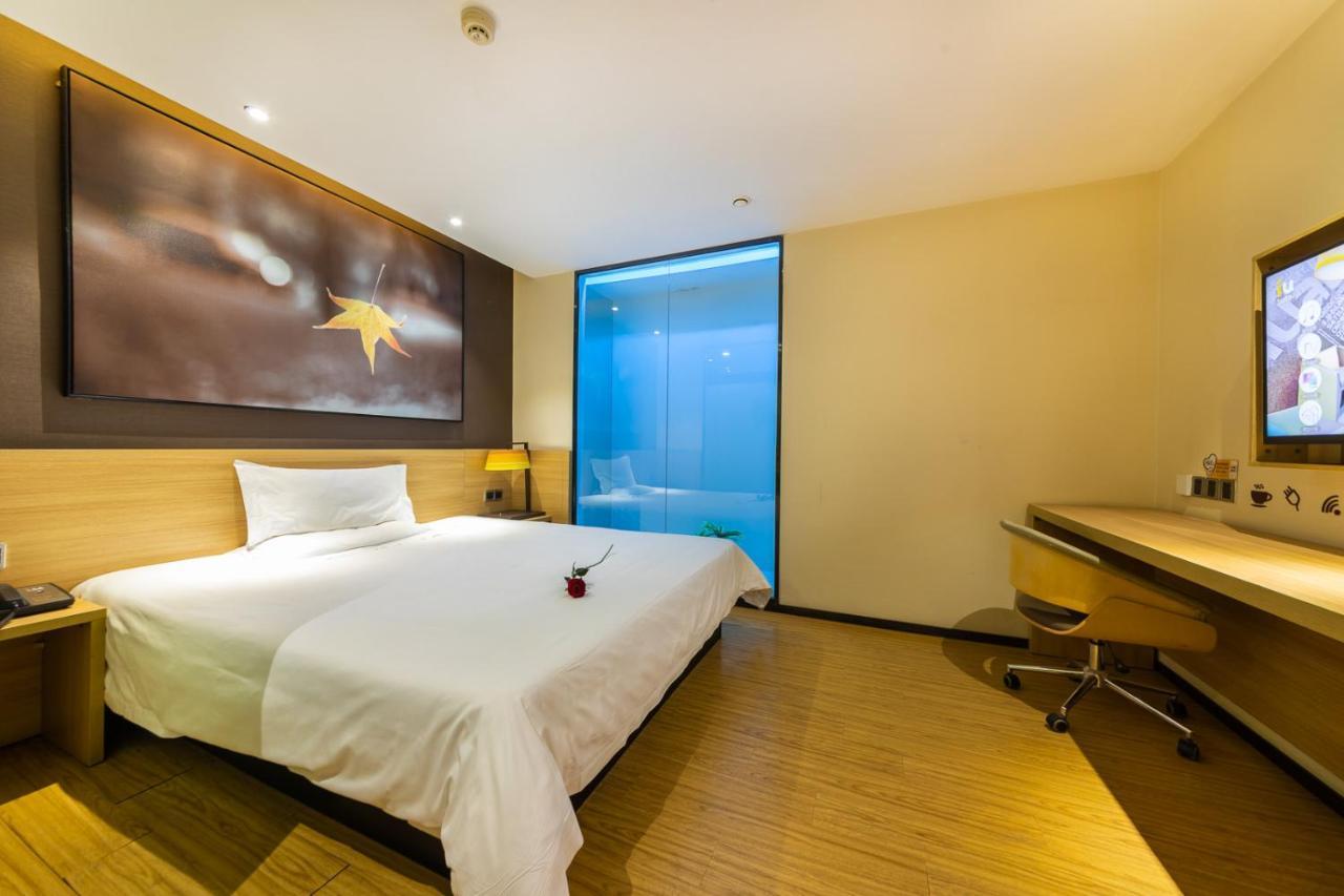 Iu Hotel Chongqing Jiefangbei Exteriér fotografie